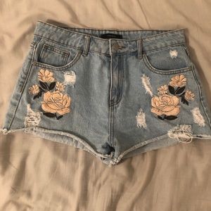 Embroidered shorts